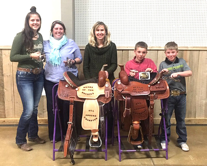 Roping Association presents awards